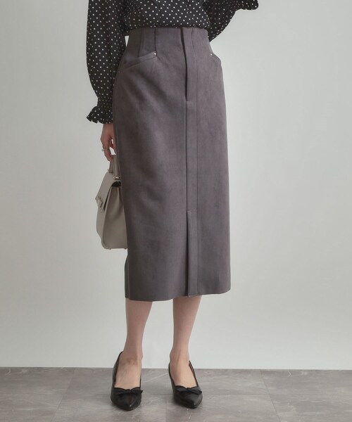 couture brooch(クチュールブローチ)の「【洗える・ストレッチ・通勤】スエード調ダンボールIラインスカート(スカート・レディース・ライトグレー/チャコールグレー/ボルドー・36/38/40/42)」の17枚目の写真