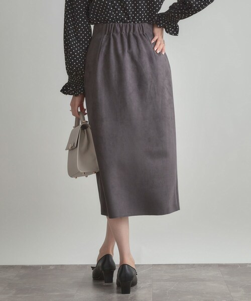 couture brooch(クチュールブローチ)の「【洗える・ストレッチ・通勤】スエード調ダンボールIラインスカート(スカート・レディース・ライトグレー/チャコールグレー/ボルドー・36/38/40/42)」の19枚目の写真