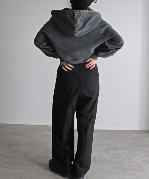 COURO（コウロ）の「スノーウォッシュ加工ダブルジップパーカー（パーカー・レディース・ネイビー/ブラック・FREE）」の7枚目の写真