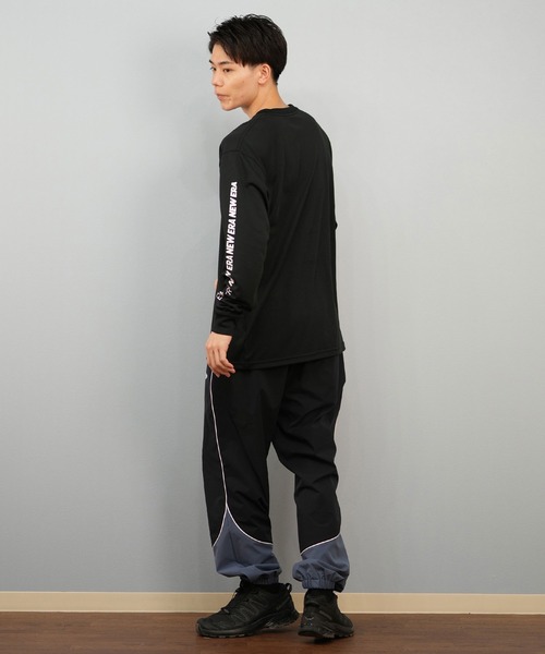 NEW ERA(ニューエラ)の「NEW ERA/ニューエラ 長袖 テック Tシャツ Speed Logo パフォーマンスアパレル ロンT 14674823/14674824(Tシャツ/カットソー・メンズ・ホワイト/ブラック・M/L/XL/2XL)」の16枚目の写真
