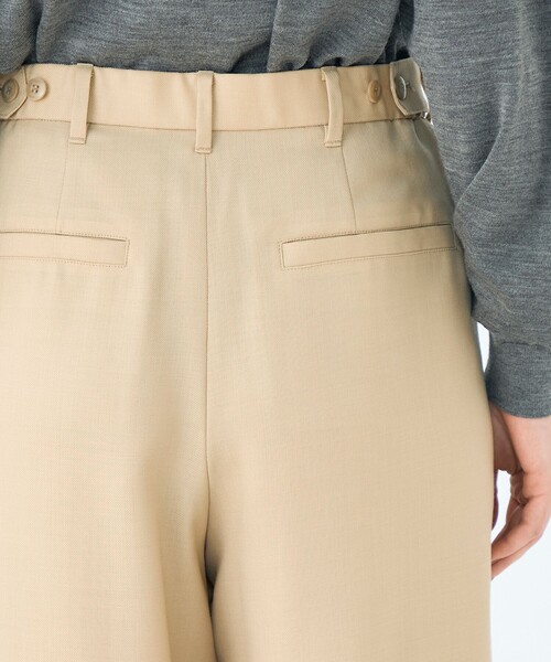 BALLSEY(ボールジィ)の「ライトカルゼ タックワイドパンツ(その他パンツ・レディース・ベージュ/ブラウン/ライトグレー/ブラック・38/36/34/32)」の10枚目の写真