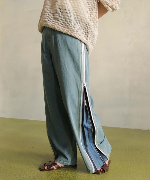 BITTOKO(ビットコ)の「サイドWジップデニムパンツ(デニムパンツ・レディース・ブラック/ブルー・SMALL/MEDIUM)」の13枚目の写真