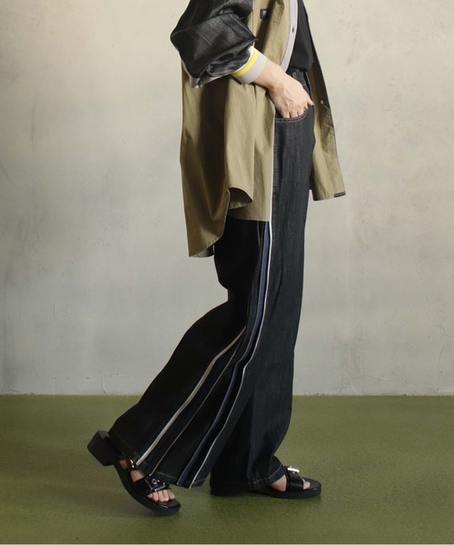 BITTOKO(ビットコ)の「サイドWジップデニムパンツ(デニムパンツ・レディース・ブラック/ブルー・SMALL/MEDIUM)」の20枚目の写真