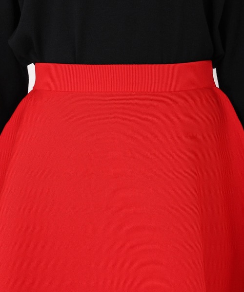 STRAWBERRY-FIELDS（ストロベリーフィールズ）の「ポーツポリー_フレアーニットスカート（スカート・レディース・レッド/ブラック・2）」の7枚目の写真