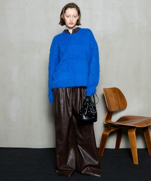 MAISON SPECIAL(メゾンスペシャル)の「Slub Brush Knit Pullover / スラブブラッシュニットプルオーバー(ニット/セーター・レディース・ブラック/ブルー/ホワイト/ピンク/イエロー・FREE)」の8枚目の写真