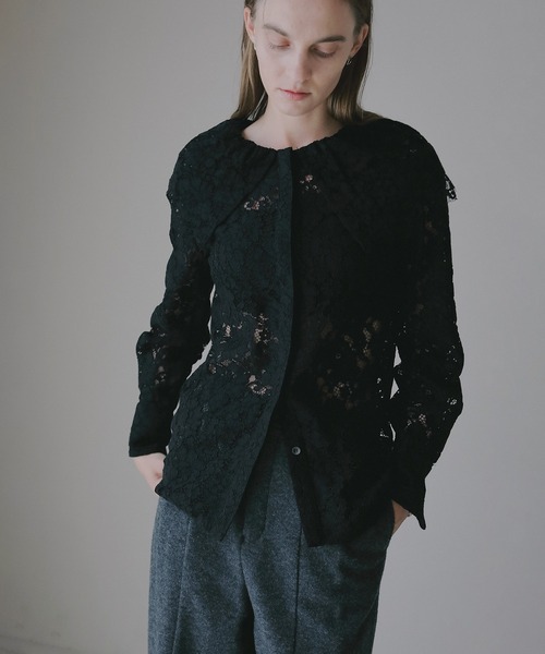 MANOF（マノフ）の「LACE COLLAR SHIRT（シャツ/ブラウス・レディース・カーキ/ブラック/ホワイト・F）」の18枚目の写真