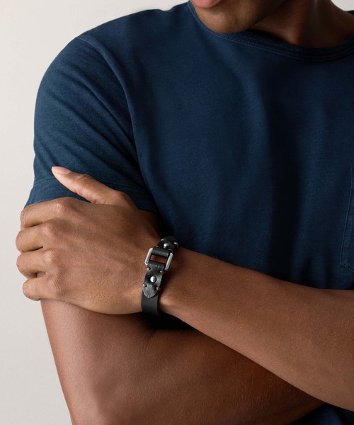 FOSSIL（フォッシル）の「フォッシル アクセサリー メンズ ブレスレット ブラック JF04946040（ブレスレット・メンズ・ブラック・FREE）」の2枚目の写真
