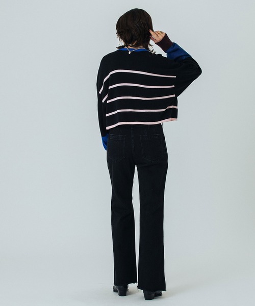 ROSE BUD(ローズバッド)の「(CREOLME)MULTI STRIPE KNIT CARDIGAN(カーディガン/ボレロ・レディース・ブラック/グレー・ONE SIZE)」の11枚目の写真