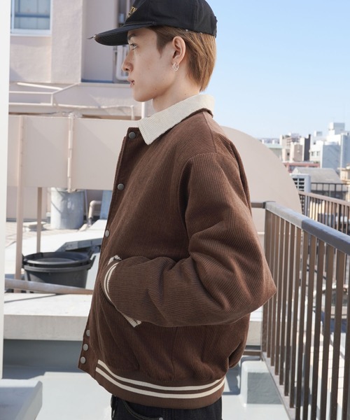 SPINNS（スピンズ）の「短丈コーデュロイスタジャン/襟付き/ショート丈/ユニセックス（ブルゾン・メンズ・ブラック系その他/ブラウン系その他/ブルー系その他/グリーン系その他・ONESIZE）」の21枚目の写真