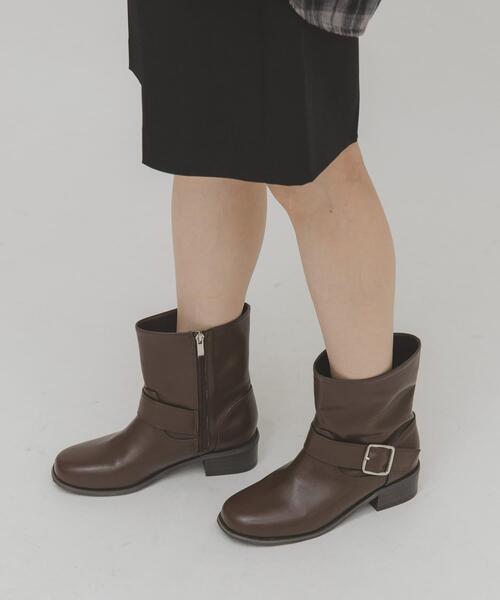 KBF（ケイビーエフ）の「エンジニアショートブーツ（ブーツ・レディース・ブラウン/ブラック・36/37/38）」の6枚目の写真