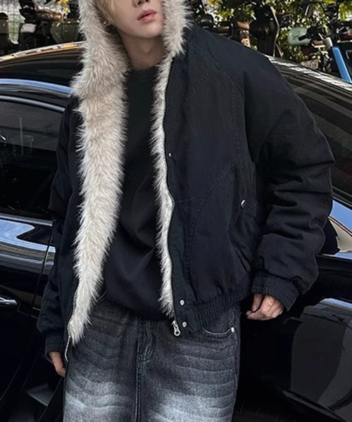 NEW GENTLEMAN(ニュージェントルマン)の「ベルゲン ファーフード ビッグブルゾン(ブルゾン・メンズ・ブラック/グレー・M/L/XL)」の3枚目の写真