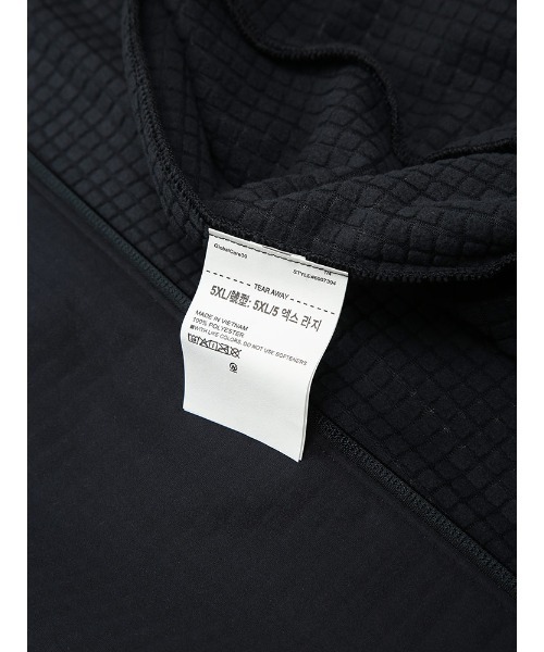 UNDER ARMOUR（アンダーアーマー）の「UNDER ARMOUR (アンダーアーマー) FITTED STORM ウインターニット 3レイヤー フルジップスタント ジャケット（ブルゾン・メンズ・ブラック/ホワイト・3XL/4XL/5XL）」の16枚目の写真