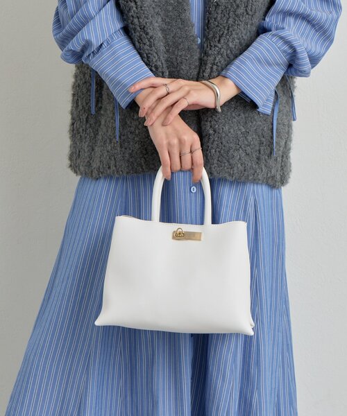 cache cache（カシュ カシュ）の「【cache cache(カシュカシュ)】三層トートバッグ（ハンドバッグ・レディース・ベージュ/ブラック/ホワイト/サックスブルー/イエロー・FREE）」の21枚目の写真