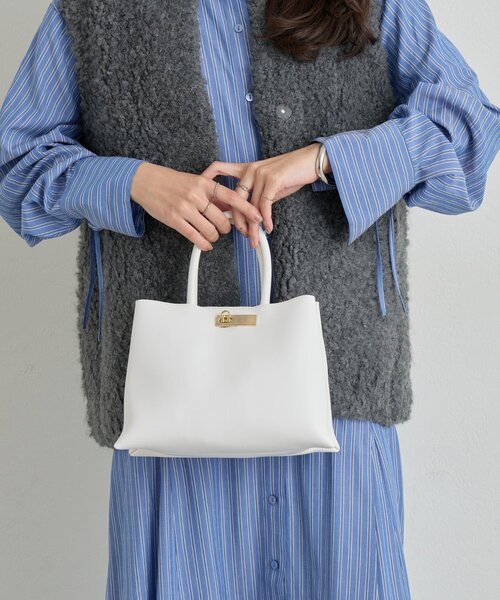 cache cache（カシュ カシュ）の「【cache cache(カシュカシュ)】三層トートバッグ（ハンドバッグ・レディース・ベージュ/ブラック/ホワイト/サックスブルー/イエロー・FREE）」の12枚目の写真