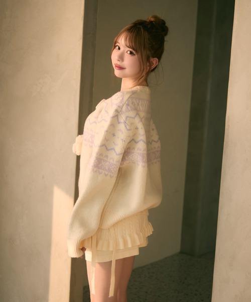 TITTY&CO.（ティティーアンドコー）の「ノルディック柄ボンボン付きニットカーディガン（カーディガン/ボレロ・レディース・ボルドー/ピンク/アイボリー/グレー・FREE）」の9枚目の写真