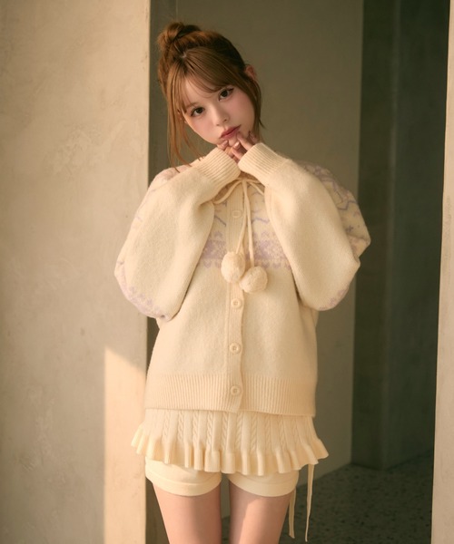 TITTY&CO.（ティティーアンドコー）の「ノルディック柄ボンボン付きニットカーディガン（カーディガン/ボレロ・レディース・ボルドー/ピンク/アイボリー/グレー・FREE）」の8枚目の写真