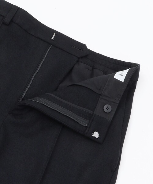 MACKINTOSH LONDON(マッキントッシュ ロンドン)の「【Precious12月号】ウォッシャブルウールクロップドパンツ(その他パンツ・レディース・ホワイト/ブラック・36/38/40)」の5枚目の写真