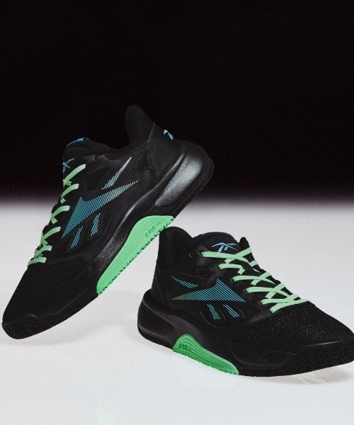 Reebok(リーボック)の「エンジン LT / ENGINE LT(スニーカー・メンズ・ブラック×グリーン・25.0cm/25.5cm/26.5cm/27.0cm/27.5cm/28.0cm/28.5cm/29.0cm/30.0cm)」の1枚目の写真