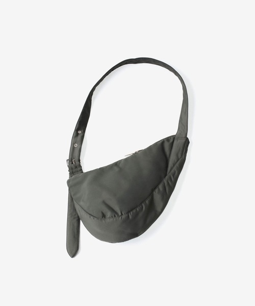 VEIN （ヴェイン）の「リバースサテン ショルダーバッグ / REVERSE SATIN SHOULDER BAG（ショルダーバッグ・メンズ・カーキ/ブラック・ONE SIZE）」の15枚目の写真