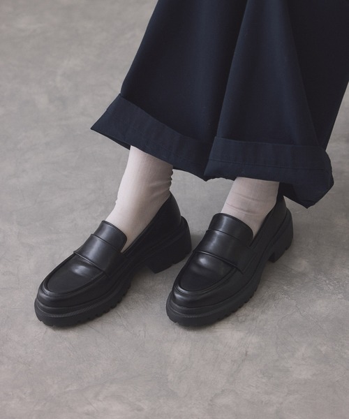 ADAM ET ROPE'（アダムエロペ）の「晴雨兼用ベーシックローファー（ローファー・レディース・ブラック・23.5/23/25/24.5/24）」の4枚目の写真