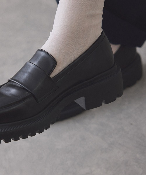 ADAM ET ROPE'（アダムエロペ）の「晴雨兼用ベーシックローファー（ローファー・レディース・ブラック・23.5/23/25/24.5/24）」の5枚目の写真