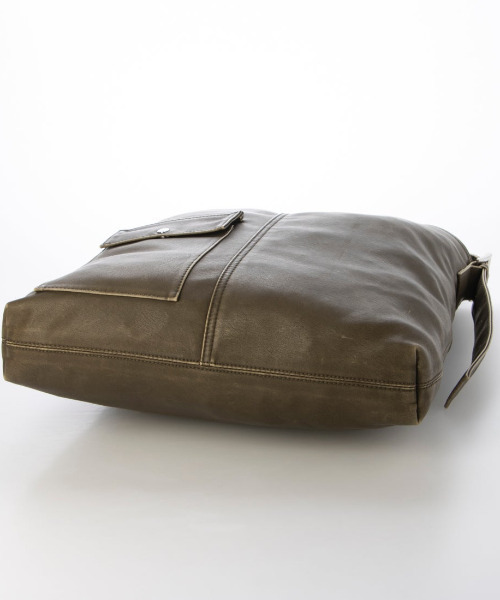 cache cache（カシュ カシュ）の「カシュカシュ cachechche / ウォッシュ加工ベルトショルダー（ショルダーバッグ・レディース・ネイビー/レッド/カーキ・FREE）」の5枚目の写真