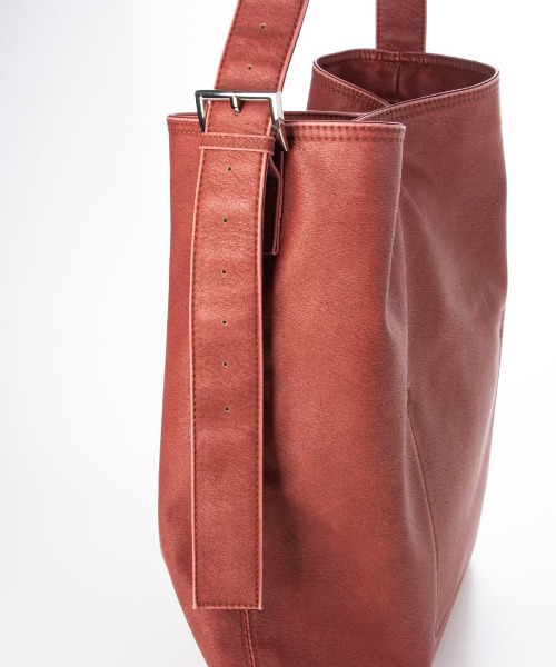 cache cache（カシュ カシュ）の「カシュカシュ cachechche / ウォッシュ加工ベルトショルダー（ショルダーバッグ・レディース・ネイビー/レッド/カーキ・FREE）」の16枚目の写真