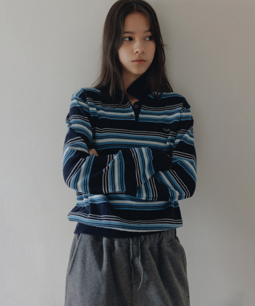 ANDNEEDS(アンドニーズ)の「Figaro stripe polo knit (navy)(ニット/セーター・レディース・その他・FREE)」の4枚目の写真