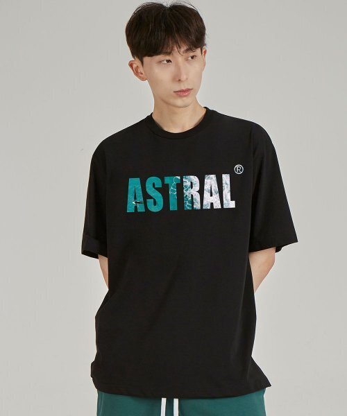 ASTRAL PROJECTION(アストラルプロジェクション)の「アストラルオーシャンレタリングラウンドネック40番手二重織綿半袖Tシャツ_ブラック(Tシャツ/カットソー・メンズ・その他・MEDIUM/LARGE)」の1枚目の写真