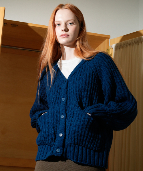 Poket Cable Knit Cardigan (Blue)（カーディガン/ボレロ）｜VLETI