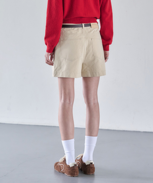 DECET WOMEN(デケット ウーマン)の「2プリーツショートパンツ DCWPT016ベージュ(その他パンツ・レディース・その他・MEDIUM/LARGE/X-SMALL/SMALL)」の10枚目の写真