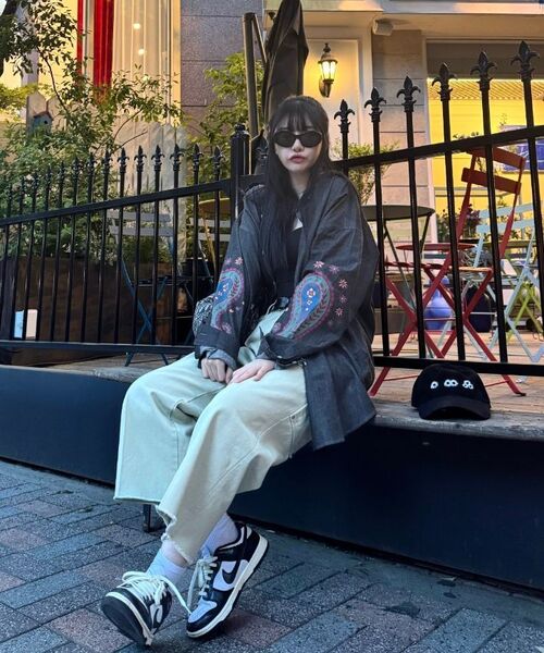 A NOTHING(アナッシング)の「ペイズリープリントデニムプリーツシャツ(ブルー)(シャツ/ブラウス・レディース・その他・SMALL/MEDIUM/LARGE)」の10枚目の写真