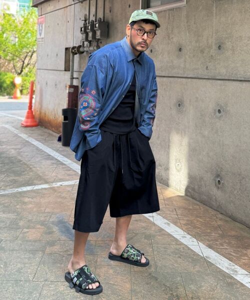 A NOTHING(アナッシング)の「ペイズリープリントデニムプリーツシャツ(ブルー)(シャツ/ブラウス・レディース・その他・SMALL/MEDIUM/LARGE)」の3枚目の写真