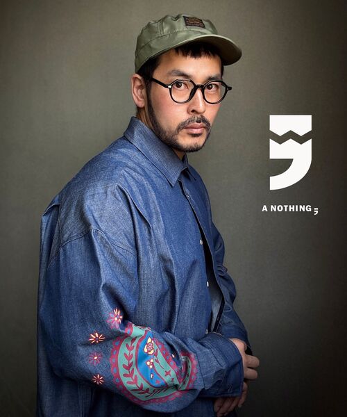 A NOTHING(アナッシング)の「ペイズリープリントデニムプリーツシャツ(ブルー)(シャツ/ブラウス・レディース・その他・SMALL/MEDIUM/LARGE)」の4枚目の写真