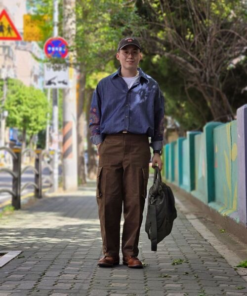 A NOTHING(アナッシング)の「ペイズリープリントデニムプリーツシャツ(ブルー)(シャツ/ブラウス・レディース・その他・SMALL/MEDIUM/LARGE)」の5枚目の写真