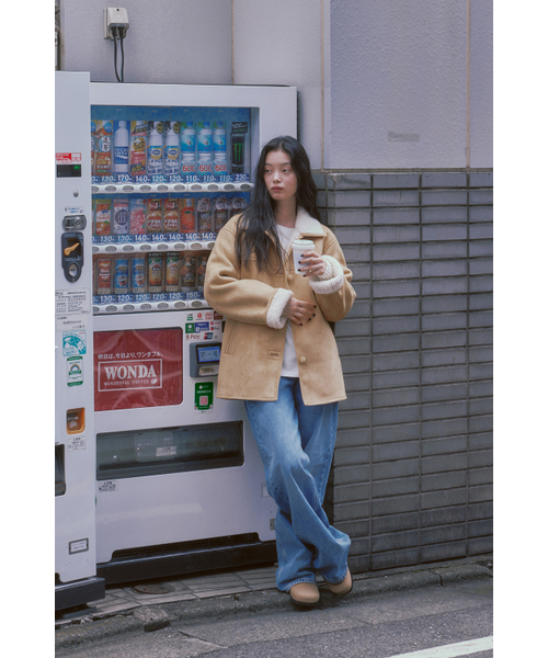AFTERHOURS(アフターアワーズ)の「WOOL SHEARLING MUSTANG JACKET (SUEDE-BEIGE)(ムートンコート・レディース・ベージュ・FREE)」の6枚目の写真