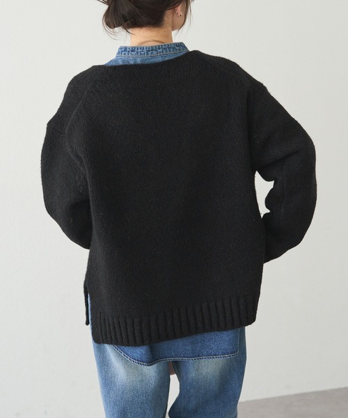 PUAL CE CIN（ピュアルセシン）の「アルパカ混深Vネックニットプルオーバー（ニット/セーター・レディース・ブラック/キャメル/オレンジ・FREE）」の15枚目の写真