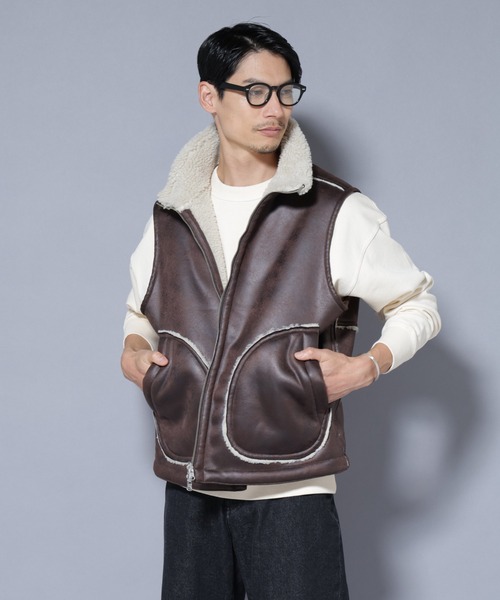 NANO universe（ナノユニバース）の「クラックフェイクムートンリバーシブルベスト（ベスト・メンズ・ブラック/ブラウン・M/L）」の3枚目の写真
