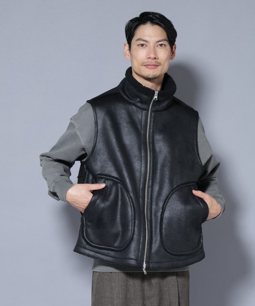 NANO universe（ナノユニバース）の「クラックフェイクムートンリバーシブルベスト（ベスト・メンズ・ブラック/ブラウン・M/L）」の11枚目の写真