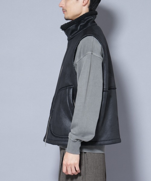 NANO universe（ナノユニバース）の「クラックフェイクムートンリバーシブルベスト（ベスト・メンズ・ブラック/ブラウン・M/L）」の19枚目の写真