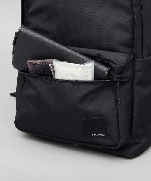 NAUTICA(ノーティカ)の「8ポケット 大容量 ミリタリー デイパック バックパック ミニポーチ付き A4・PC収納対応(バックパック/リュック・メンズ・ブラック・FREE)」の15枚目の写真