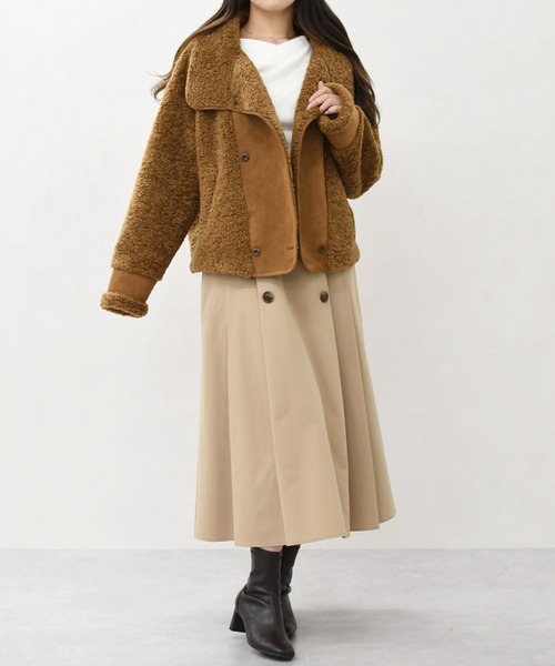 31 Sons de mode（トランテアン　ソン　ドゥ　モード）の「2025秋冬新作 一部店舗限定 ムートンライクボアショートコート（その他アウター・レディース・ブラウン/アイボリー・ﾌﾘ-）」の5枚目の写真