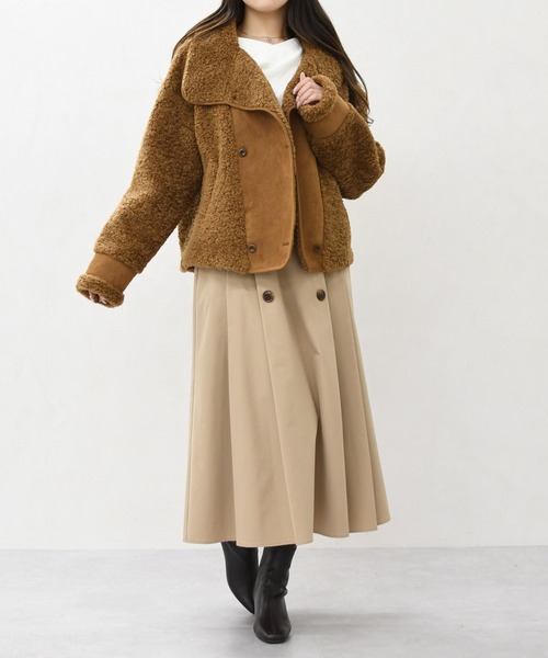 31 Sons de mode（トランテアン　ソン　ドゥ　モード）の「2025秋冬新作 一部店舗限定 ムートンライクボアショートコート（その他アウター・レディース・ブラウン/アイボリー・ﾌﾘ-）」の7枚目の写真