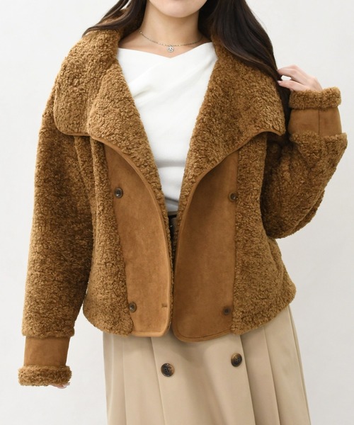 31 Sons de mode（トランテアン　ソン　ドゥ　モード）の「2025秋冬新作 一部店舗限定 ムートンライクボアショートコート（その他アウター・レディース・ブラウン/アイボリー・ﾌﾘ-）」の4枚目の写真