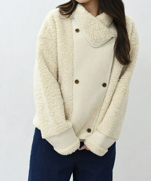 31 Sons de mode（トランテアン　ソン　ドゥ　モード）の「2025秋冬新作 一部店舗限定 ムートンライクボアショートコート（その他アウター・レディース・ブラウン/アイボリー・ﾌﾘ-）」の9枚目の写真