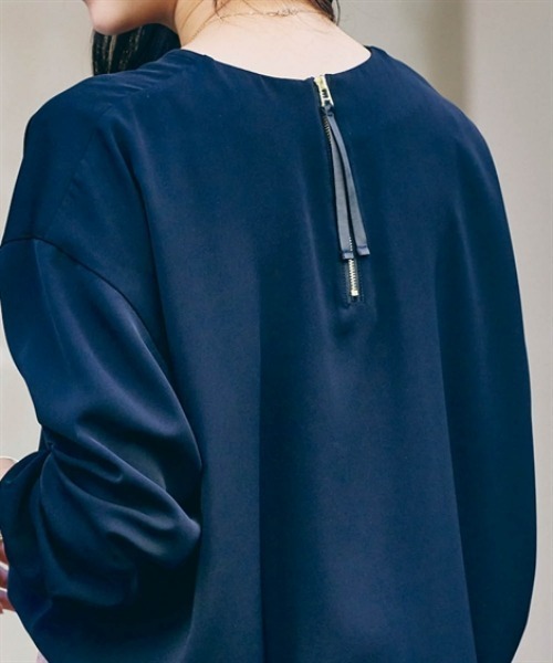 nissen（ニッセン）の「バックファスナージョーゼットトップス（Tシャツ/カットソー・レディース・ブラック/オフホワイト・S/M/L/LL）」の4枚目の写真