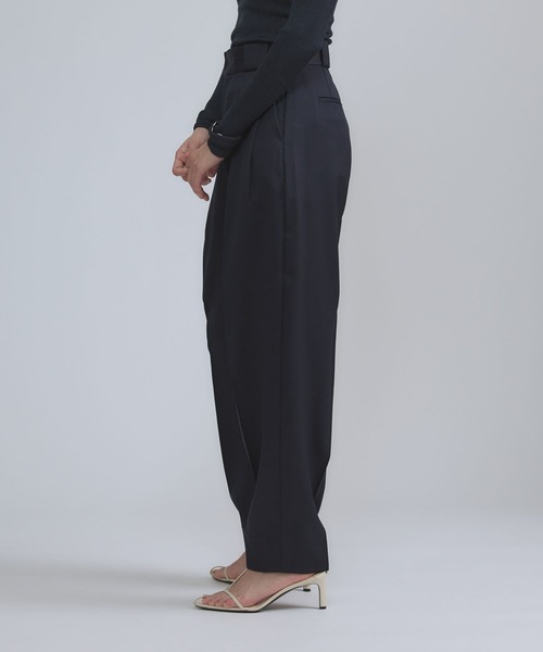 Chaos（カオス）の「Chaos(カオス)/ ラニールタックパンツ（スラックス・レディース・トップグレー/ネイビー・36/38）」の18枚目の写真