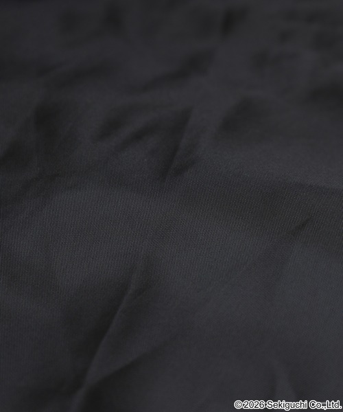 FUNALIVE（ファンアライブ）の「モンチッチ刺繍スカジャン（スカジャン・レディース・ブラック×シルバー/レッド系その他・M/L/LL）」の4枚目の写真