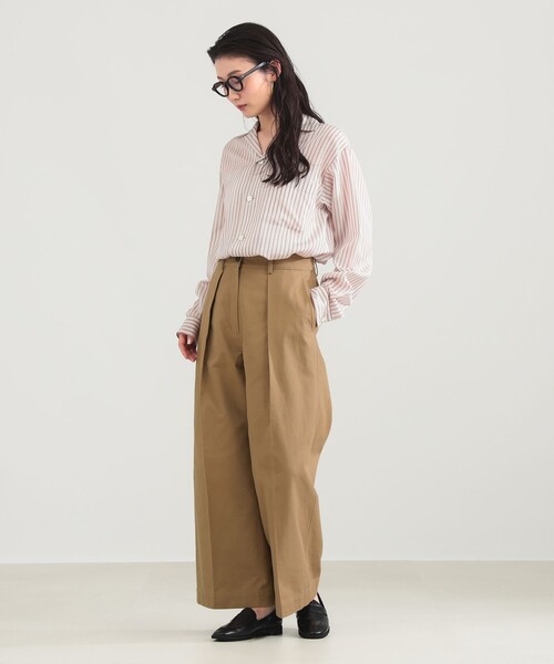 Demi-Luxe BEAMS(デミルクス ビームス)の「タック チノ ワイドパンツ(チノパンツ・レディース・オフホワイト/ベージュ・36/38)」の11枚目の写真