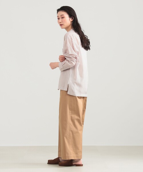 Demi-Luxe BEAMS(デミルクス ビームス)の「タック チノ ワイドパンツ(チノパンツ・レディース・オフホワイト/ベージュ・36/38)」の14枚目の写真